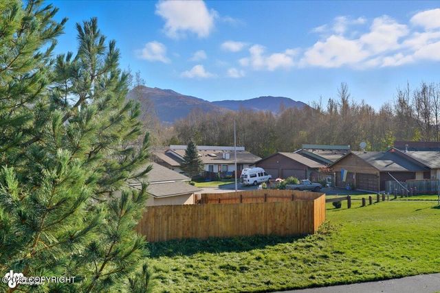 3832 Sycamore Loop, Anchorage, AK 99504