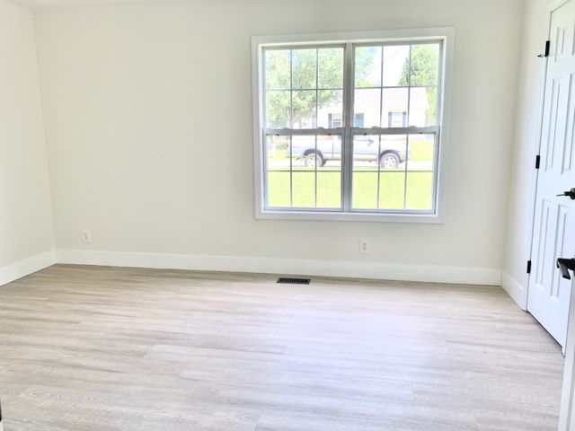 157 Monarch Ln, Clarksville, TN 37042