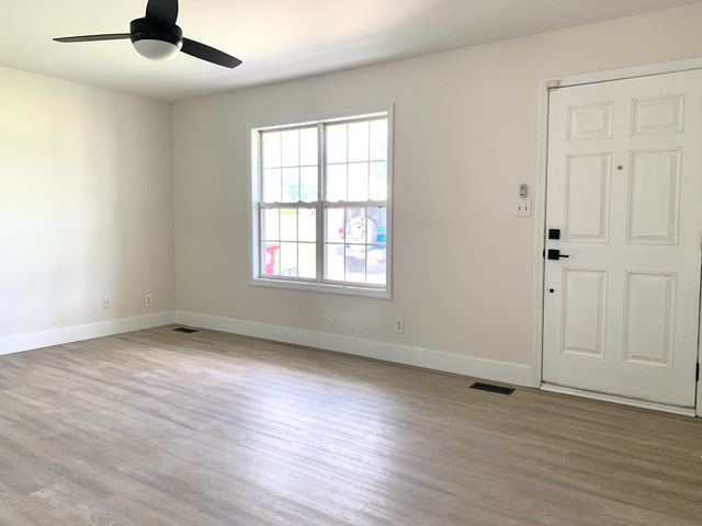 157 Monarch Ln, Clarksville, TN 37042