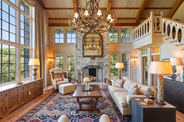 650 Francis Road, Barnard, VT 05031