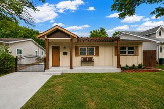 2717 Townsend Drive, Fort Worth, TX 76110