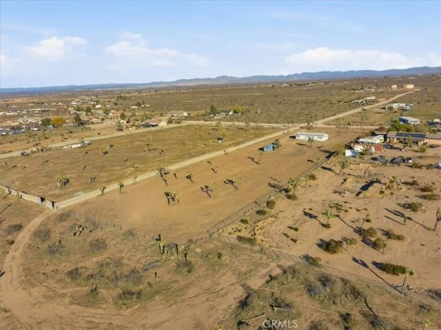 11878 Pacific Road, Phelan, CA 92371