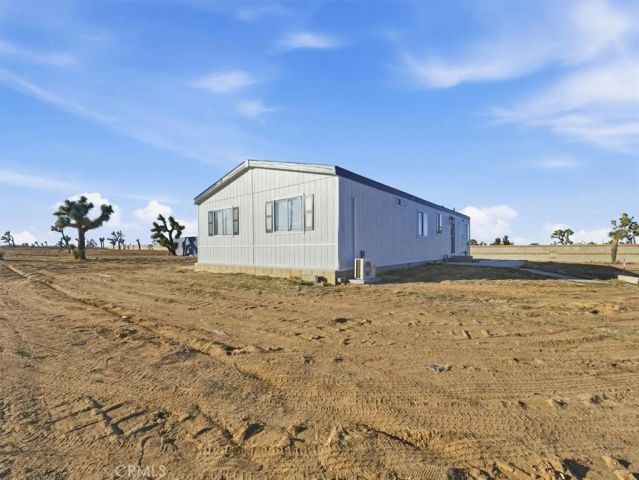 11878 Pacific Road, Phelan, CA 92371