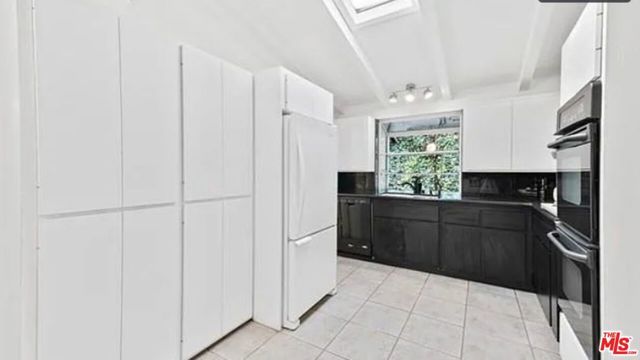 4363 Hayvenhurst Ave, Encino (los Angeles), CA 91436