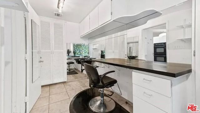 4363 Hayvenhurst Ave, Encino (los Angeles), CA 91436