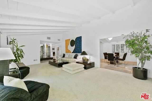 4363 Hayvenhurst Ave, Encino (los Angeles), CA 91436