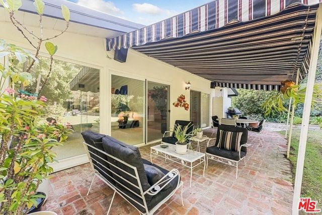 4363 Hayvenhurst Ave, Encino (los Angeles), CA 91436
