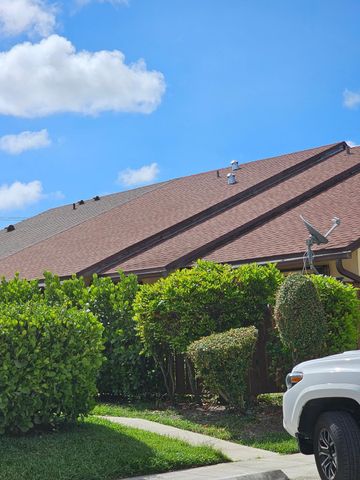 491 Springdale Circle, Palm Springs, FL 33461