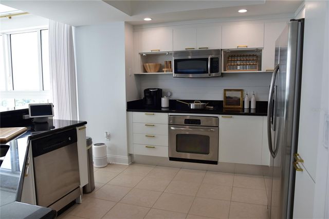 241 RIVERSIDE DRIVE 2009, Holly Hill, FL 32117