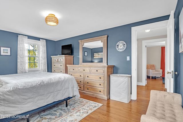 235 Cliftwood Road, Oakhurst, NJ 07755