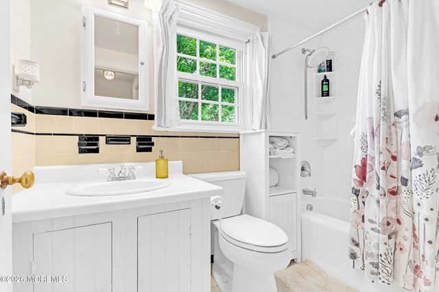 235 Cliftwood Road, Oakhurst, NJ 07755