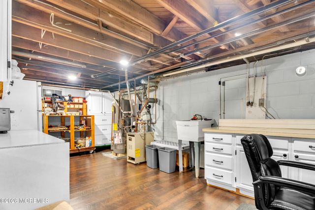 235 Cliftwood Road, Oakhurst, NJ 07755