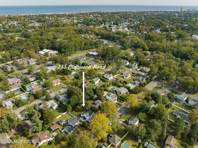 235 Cliftwood Road, Oakhurst, NJ 07755