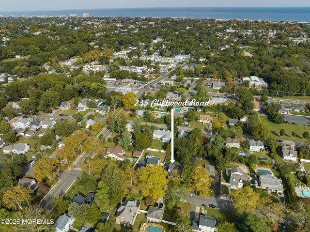 235 Cliftwood Road, Oakhurst, NJ 07755