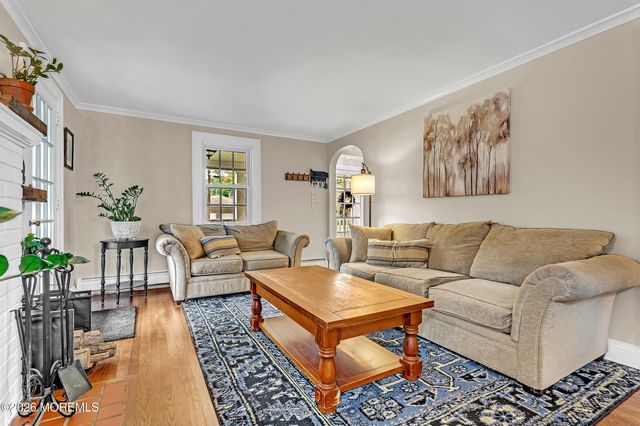 235 Cliftwood Road, Oakhurst, NJ 07755