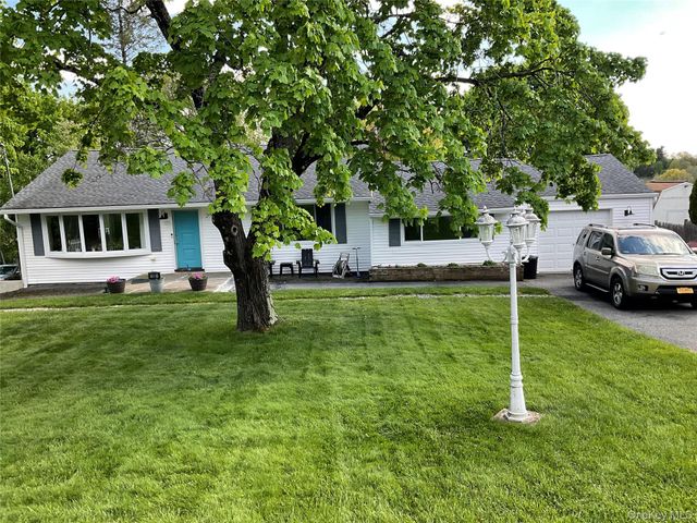 15 Brooker Drive, Newburgh, NY 12550