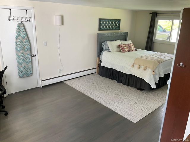 15 Brooker Drive, Newburgh, NY 12550