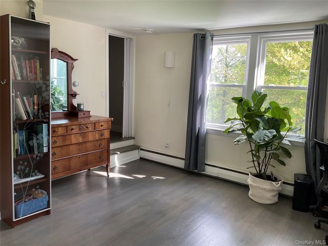 15 Brooker Drive, Newburgh, NY 12550