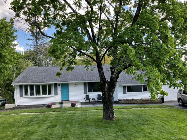 15 Brooker Drive, Newburgh, NY 12550