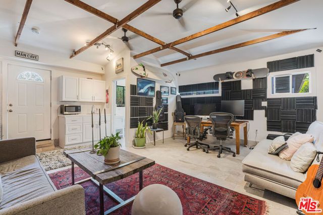 918 Indiana Avenue, Venice (los Angeles), CA 90291