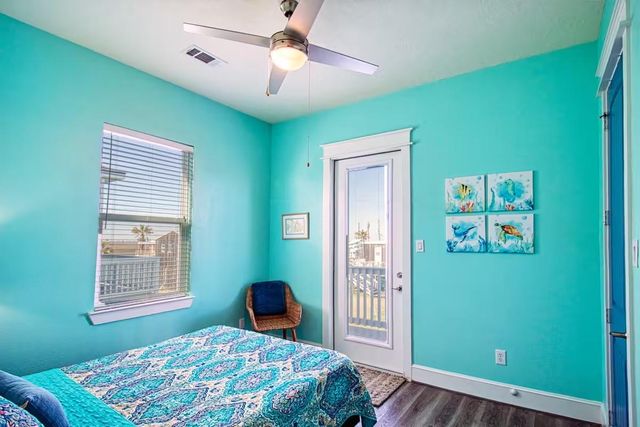 326 Sand Dune Court, Surfside Beach, TX 77541