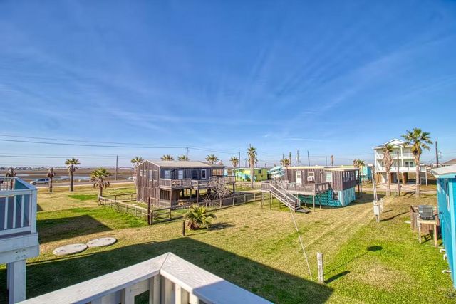 326 Sand Dune Court, Surfside Beach, TX 77541
