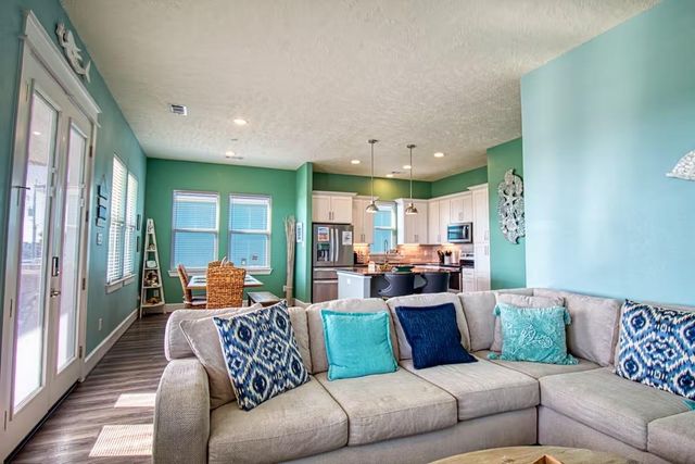 326 Sand Dune Court, Surfside Beach, TX 77541