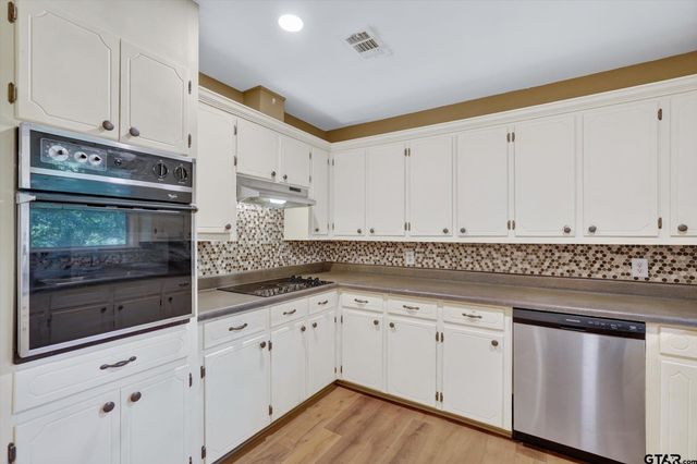 387 Avenue D, Point, TX 75472