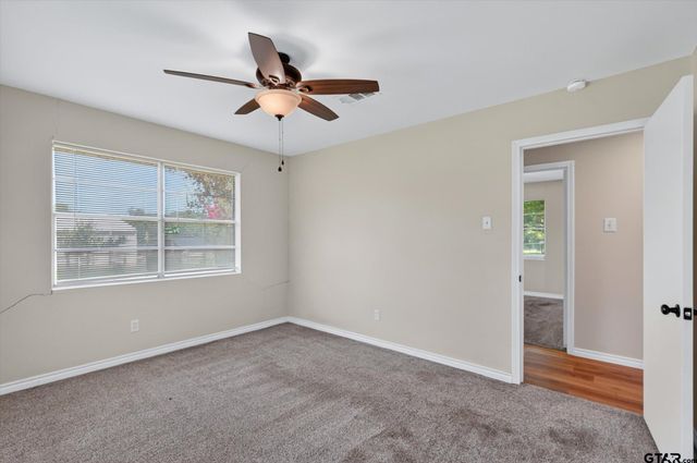 387 Avenue D, Point, TX 75472