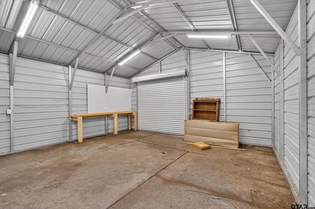 387 Avenue D, Point, TX 75472