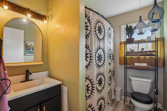 2009 Helene Parkway, Madison, WI 53711