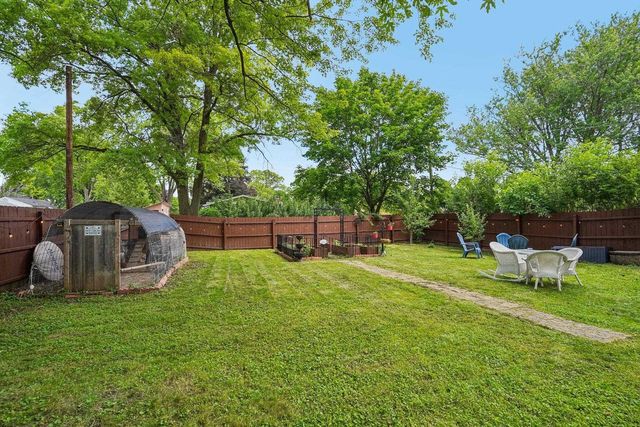 2009 Helene Parkway, Madison, WI 53711