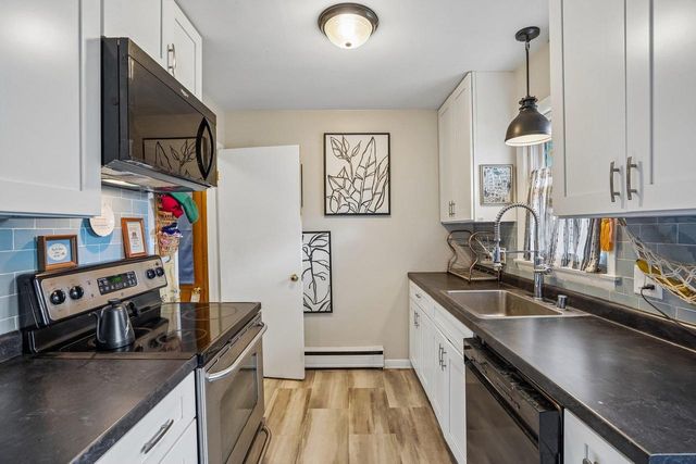 2009 Helene Parkway, Madison, WI 53711