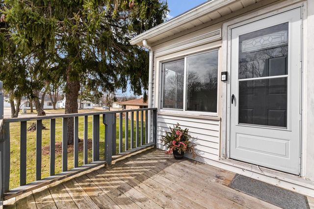 224 W Martin LANE, Milwaukee, WI 53207