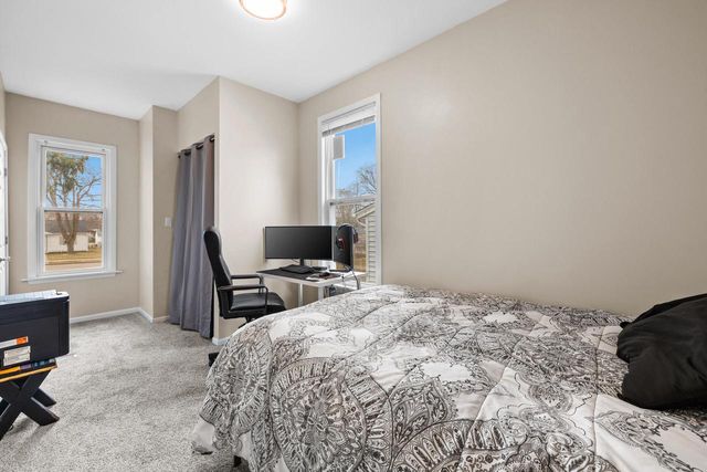 224 W Martin LANE, Milwaukee, WI 53207