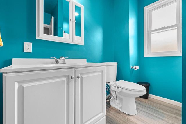 224 W Martin LANE, Milwaukee, WI 53207