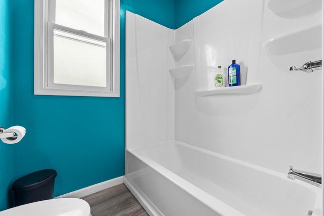 224 W Martin LANE, Milwaukee, WI 53207