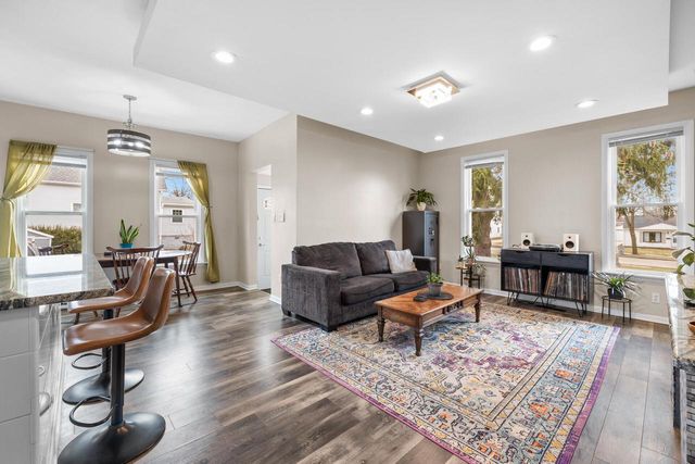 224 W Martin LANE, Milwaukee, WI 53207