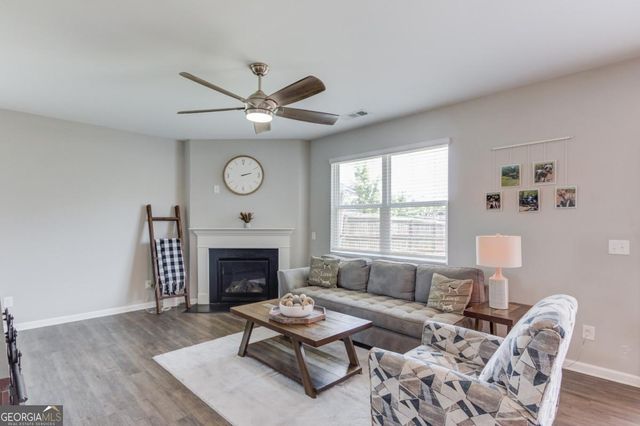5453 Barberry Avenue, Gainesville, GA 30566