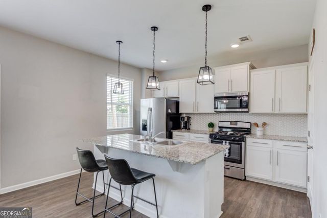 5453 Barberry Avenue, Gainesville, GA 30566