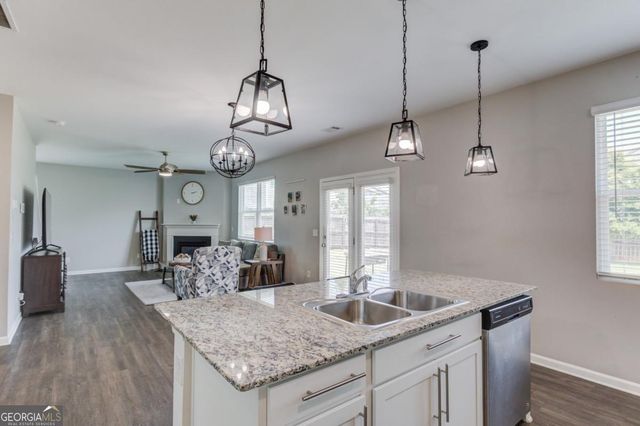 5453 Barberry Avenue, Gainesville, GA 30566