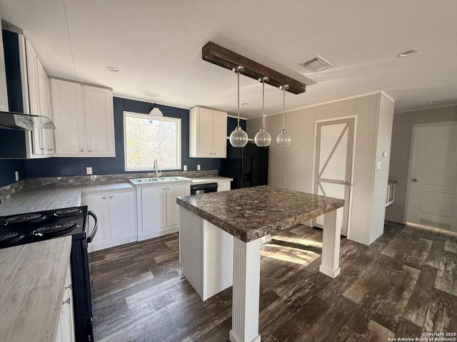 1316 Big Oak, San Antonio, TX 78264