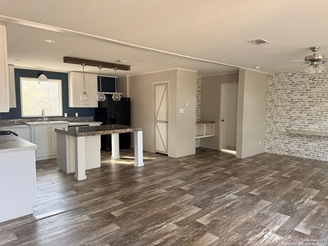 1316 Big Oak, San Antonio, TX 78264