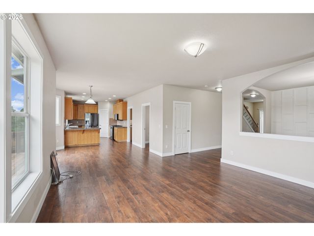 15965 LEO Ct, Oregon City, OR 97045