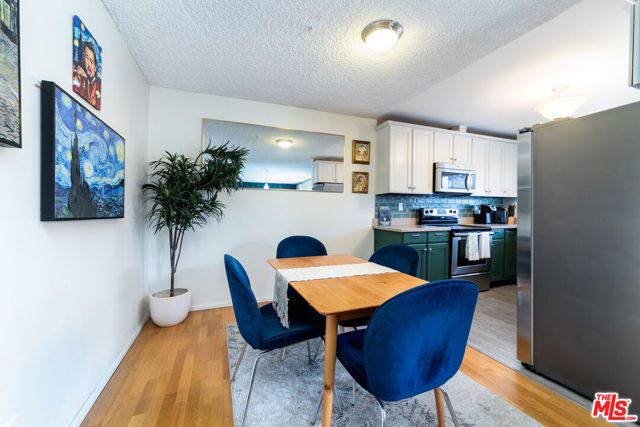 5232 Corteen Place 25, Valley Village, CA 91607