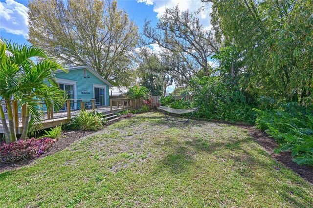 609 15TH AVENUE W, Palmetto, FL 34221