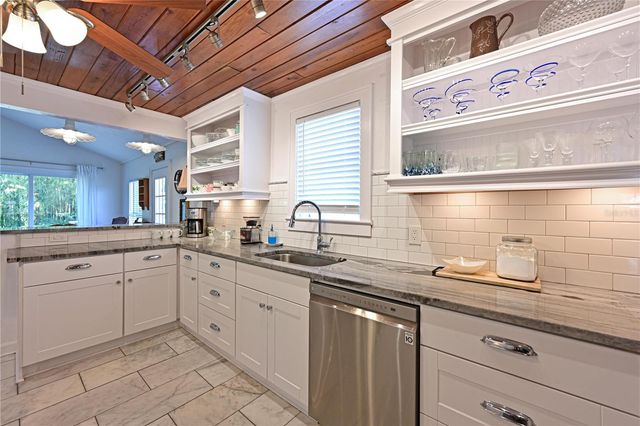 609 15TH AVENUE W, Palmetto, FL 34221