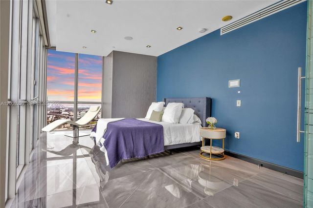 1100 Biscayne Blvd 6001, Miami, FL 33132