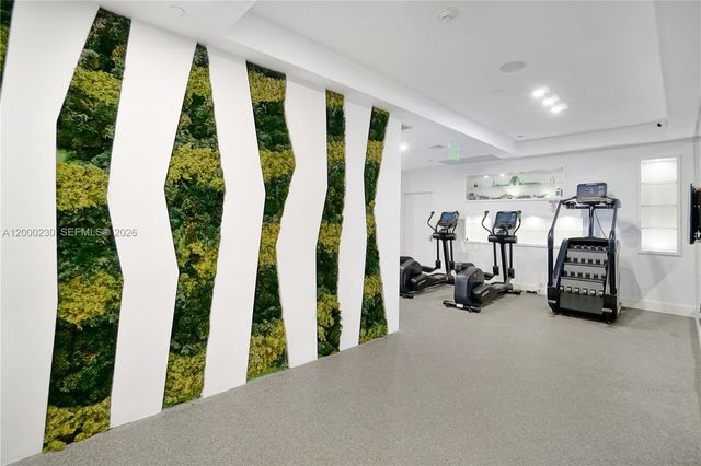 1100 Biscayne Blvd 6001, Miami, FL 33132