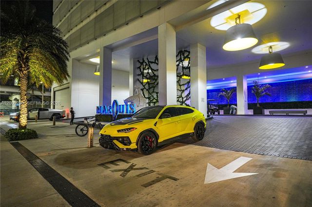 1100 Biscayne Blvd 6001, Miami, FL 33132